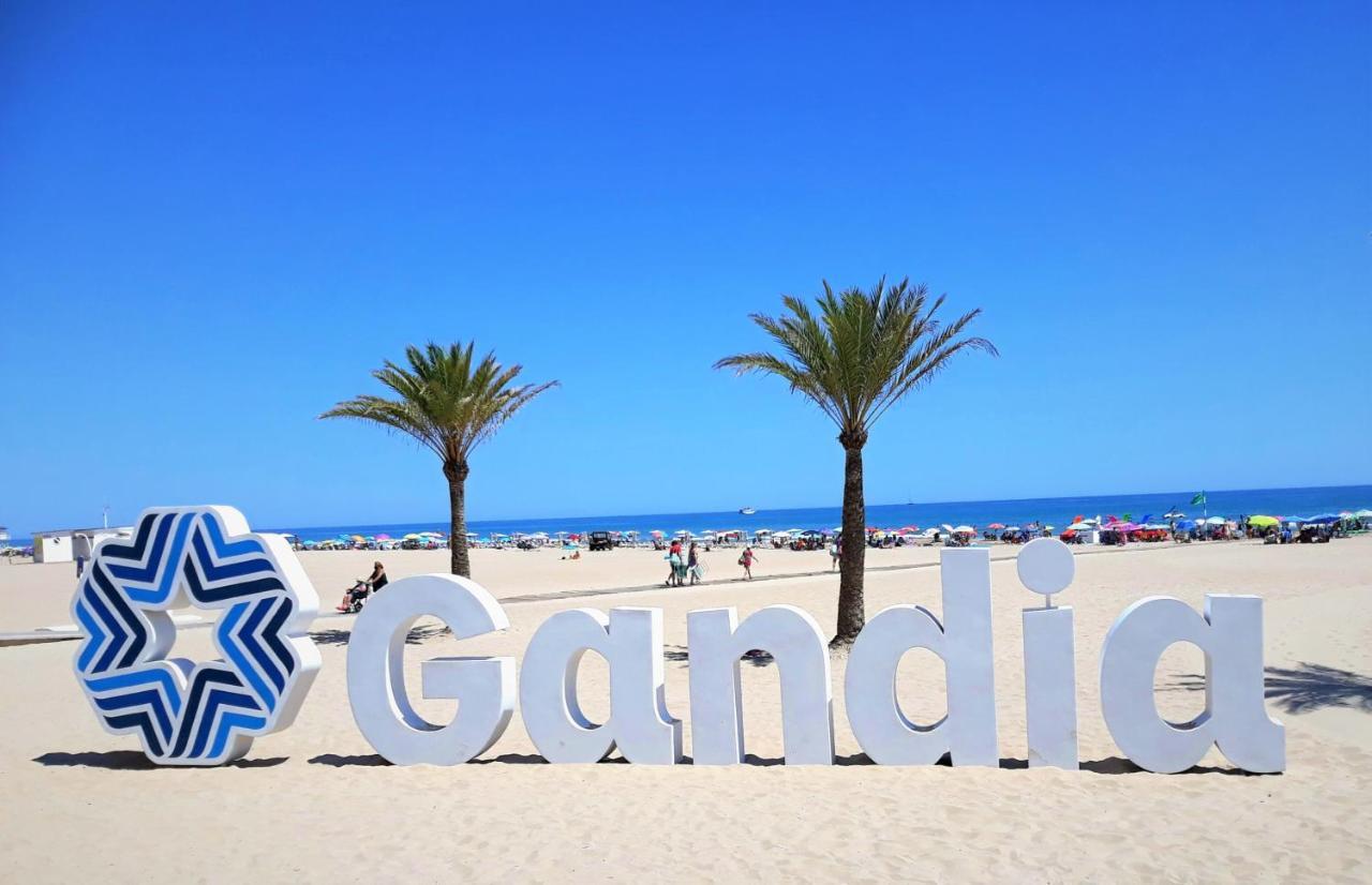 Apartamento Sol & Playa Gandia Solo Familias Екстериор снимка
